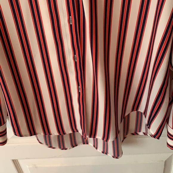 Madison White/Hibiscus/Navy Button-up Shirt - Picture 4 of 4